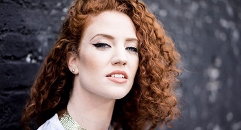 Jess Glynne. [Organizatorių nuotr.]